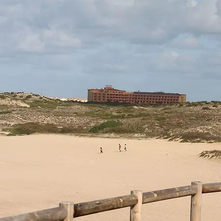 Mh Atlantico Hotel Atouguia Da Baleia