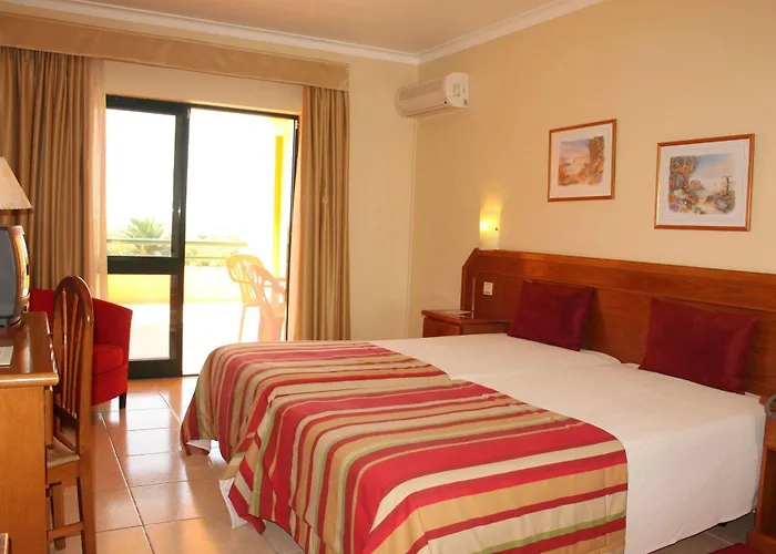 Mh Atlantico Hotel Atouguia Da Baleia